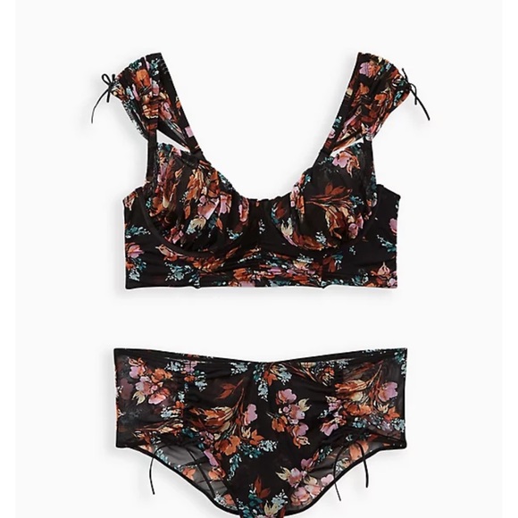 NWT Torrid Black Floral Mesh Drawstring Cap Sleeve Longline Bralette - Picture 6 of 11